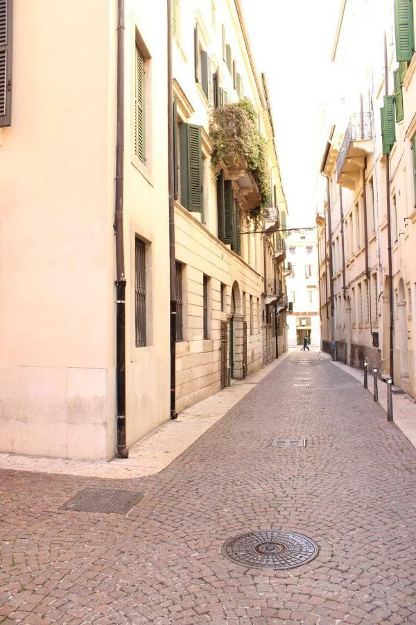 Fiore D'Arancio Luxury City Center Apartment Verona Exteriér fotografie